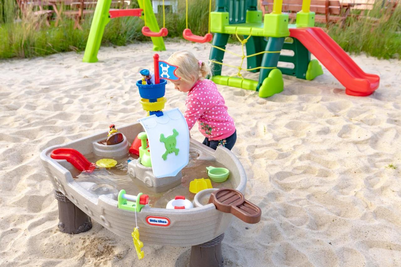 Domki Heyne Holiday Ustka Exterior photo